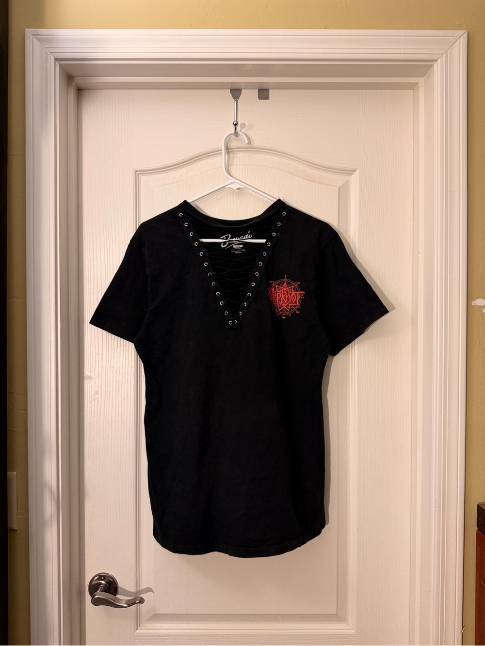 SLIPKNOT Women’s V-neck Tee